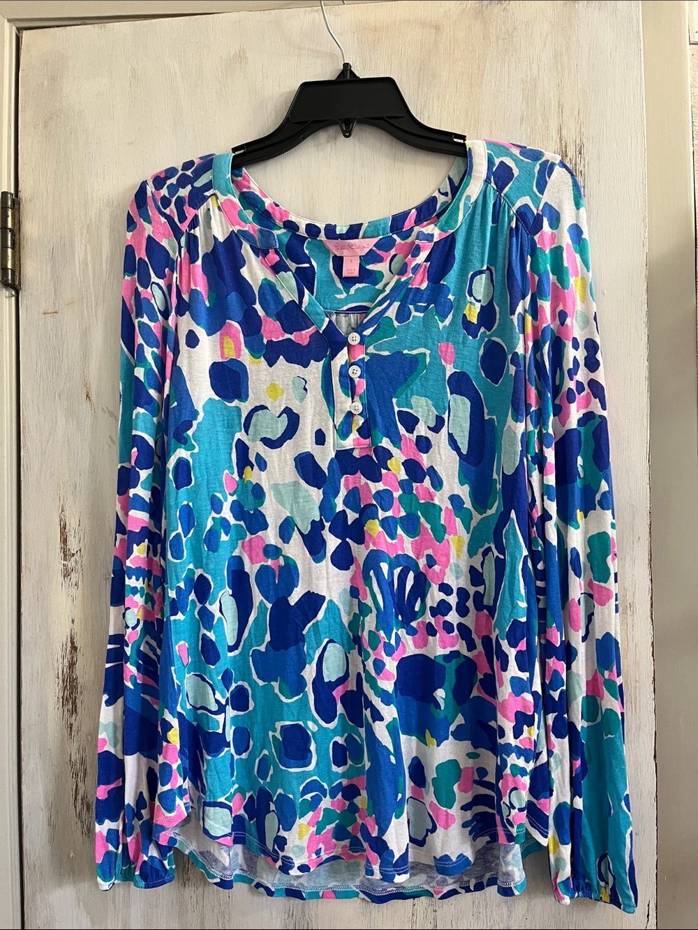 Lilly Pulitzer long-sleeve V-neck top Sz Sm